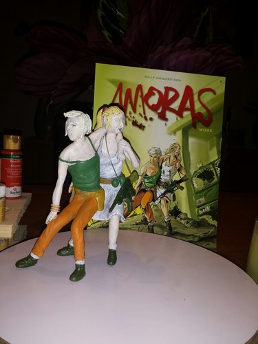 amoras5016 (37K)