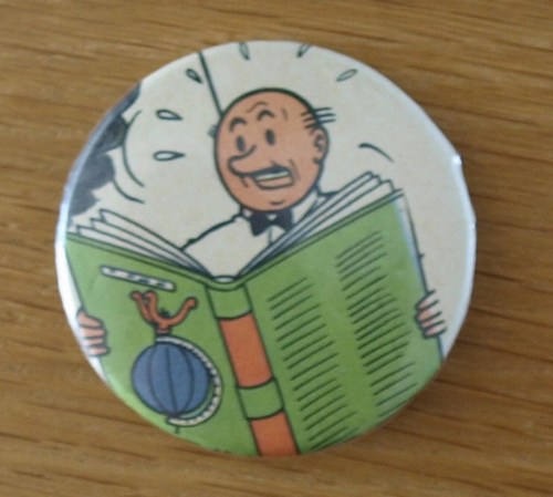 Curiosa - button lambik leest (41K)