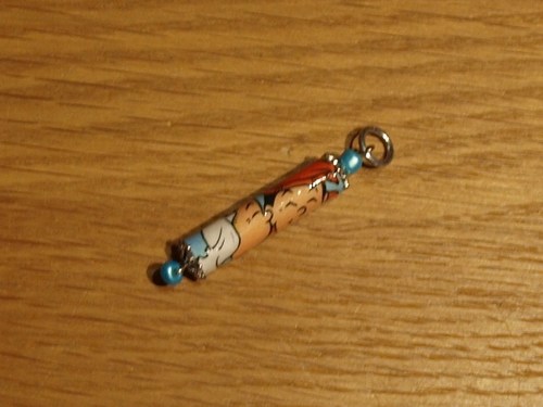 Curiosa - hanger paperbeads 2012 (36K)