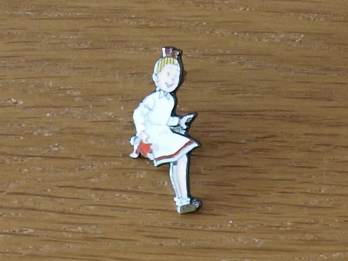 Curiosa - wiske zittend 1992 pin (37K)